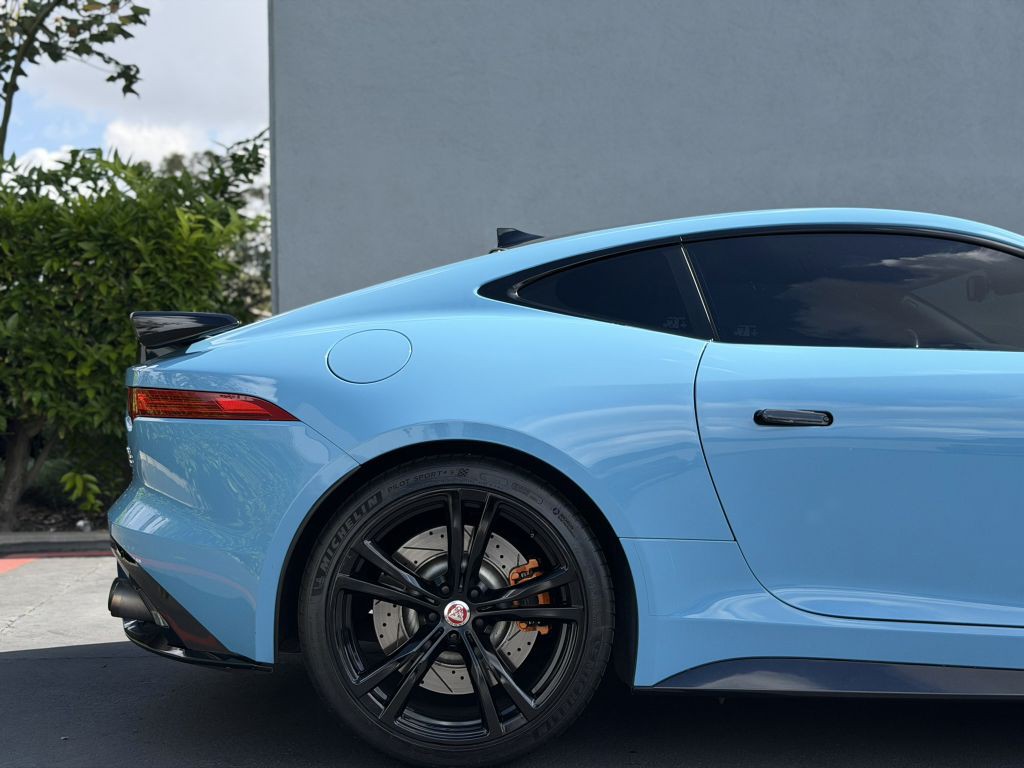 2017 Jaguar F-TYPE Image 13