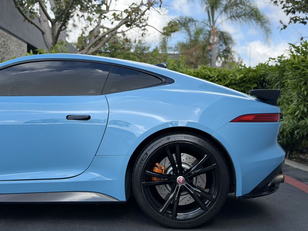 2017 Jaguar F-TYPE Image 15