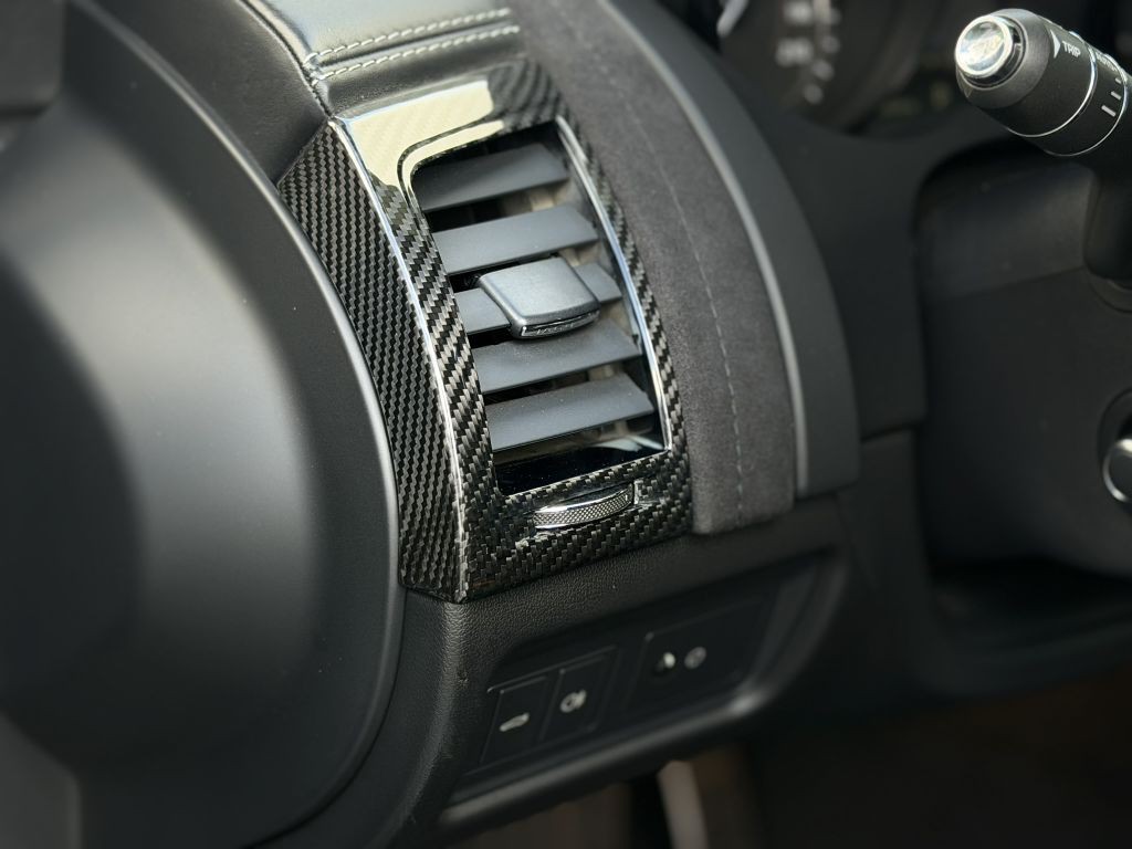 2017 Jaguar F-TYPE Image 20