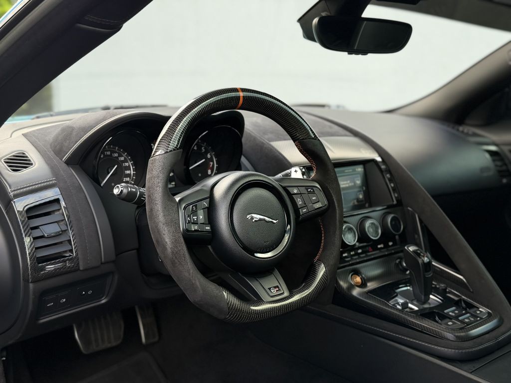 2017 Jaguar F-TYPE Image 21