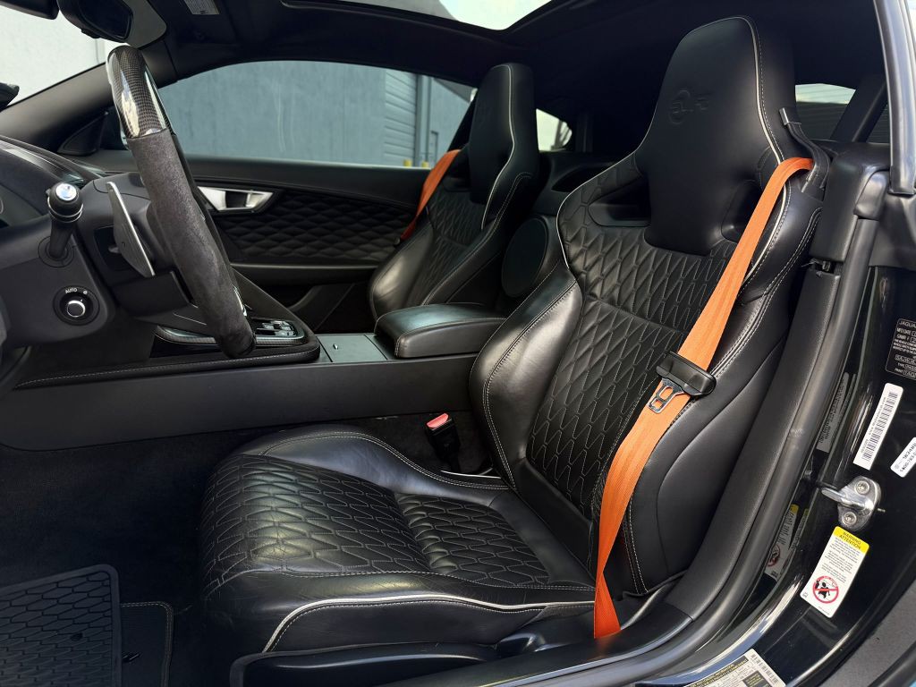 2017 Jaguar F-TYPE Image 23