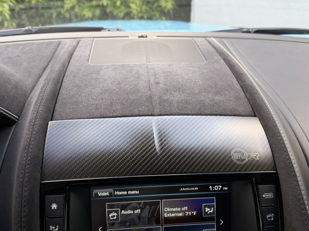 2017 Jaguar F-TYPE Image 33