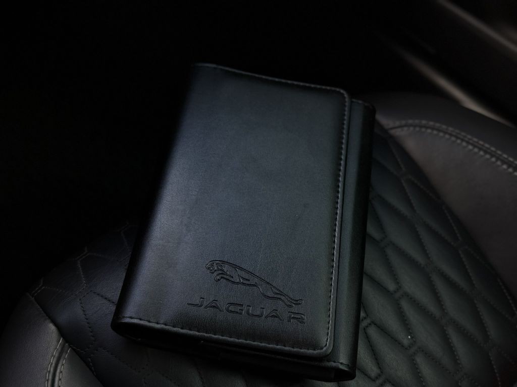 2017 Jaguar F-TYPE Image 36