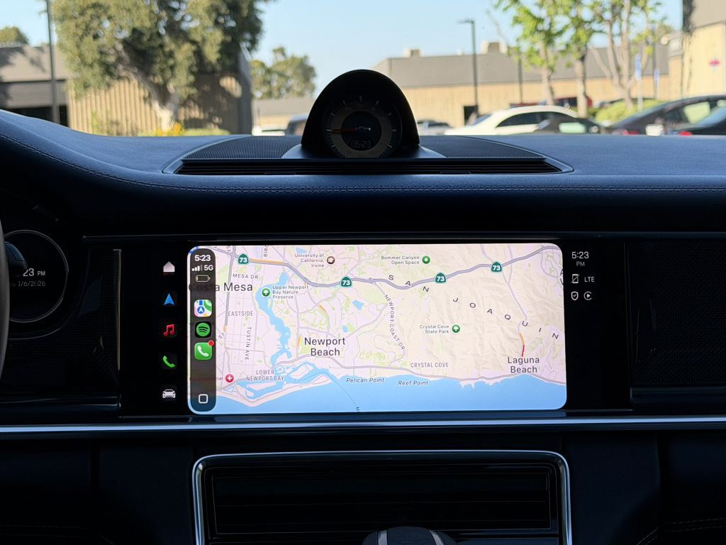 2022 Porsche Panamera Image 37