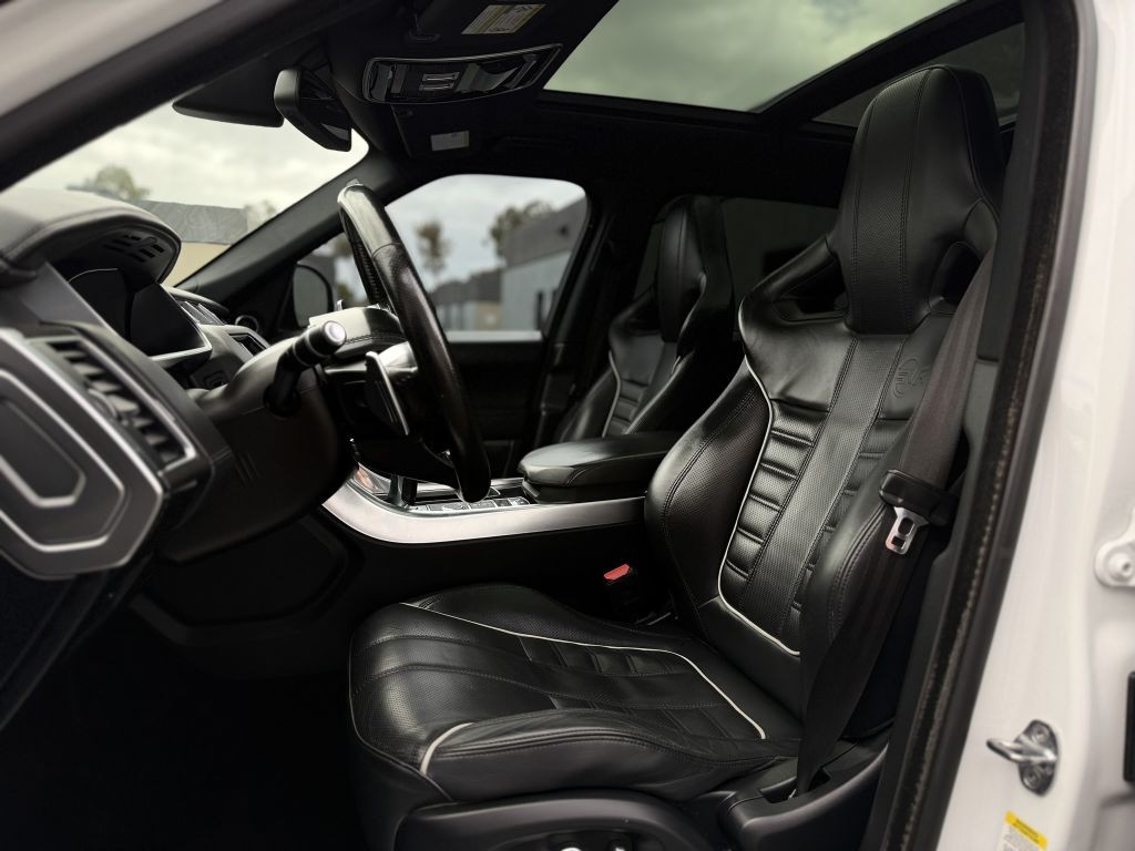 2016 Land Rover Range Rover Sport Image 17