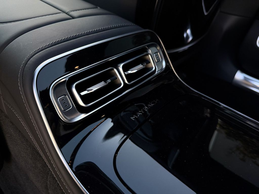 2022 Mercedes-Benz S-Class Image 30
