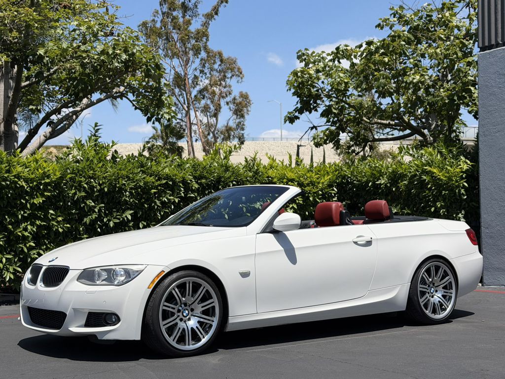 2013 BMW 3 Series Image 8