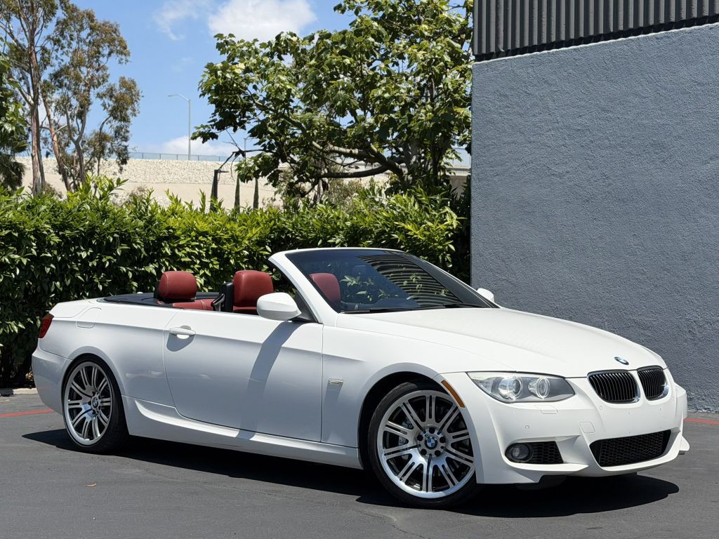 2013 BMW 3 Series Image 11