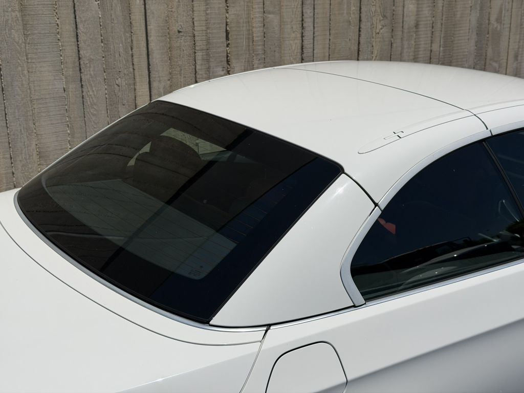 2013 BMW 3 Series Image 29