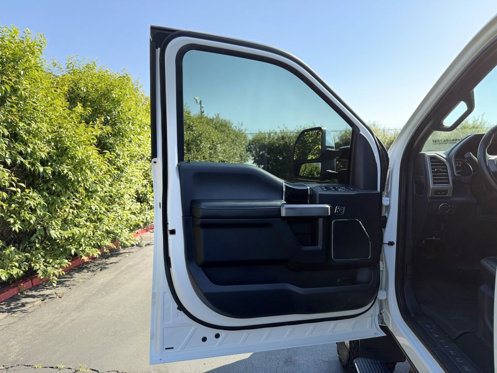 2020 Ford F-350 Image 21