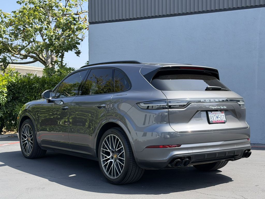 2021 Porsche Cayenne Image 4
