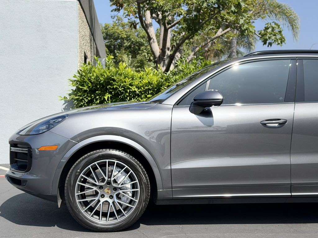 2021 Porsche Cayenne Image 17