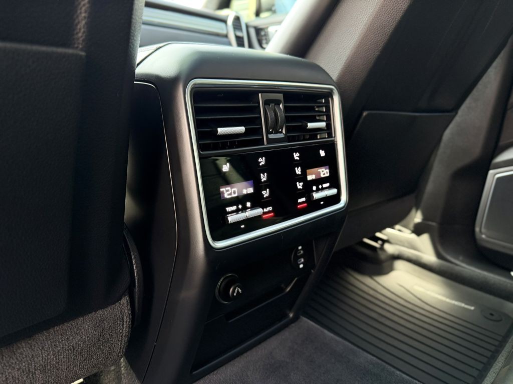2021 Porsche Cayenne Image 29