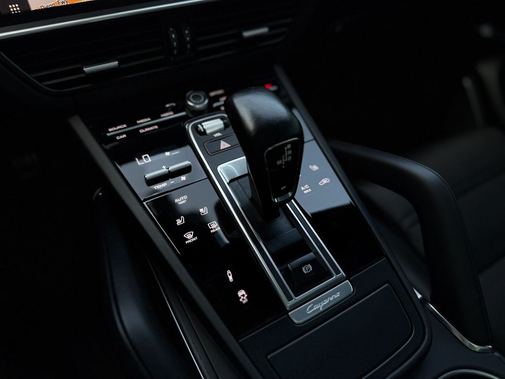 2021 Porsche Cayenne Image 36