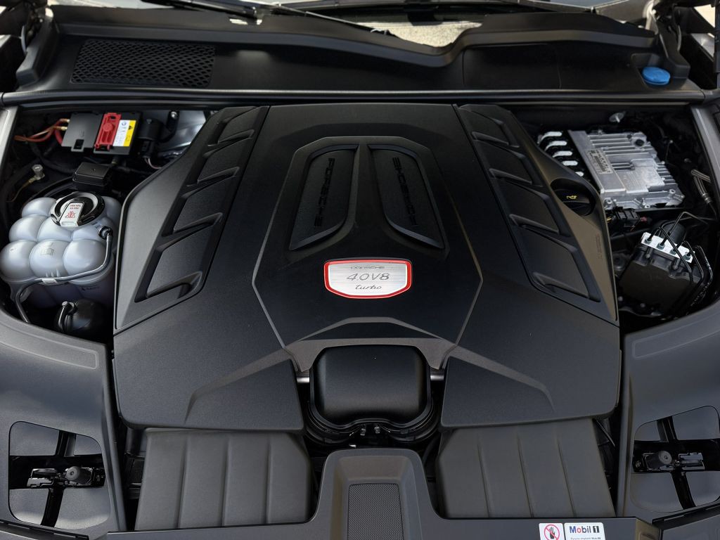 2021 Porsche Cayenne Image 38