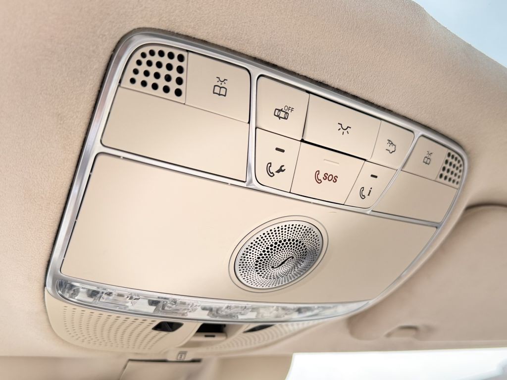 2015 Mercedes-Benz S-Class Image 21