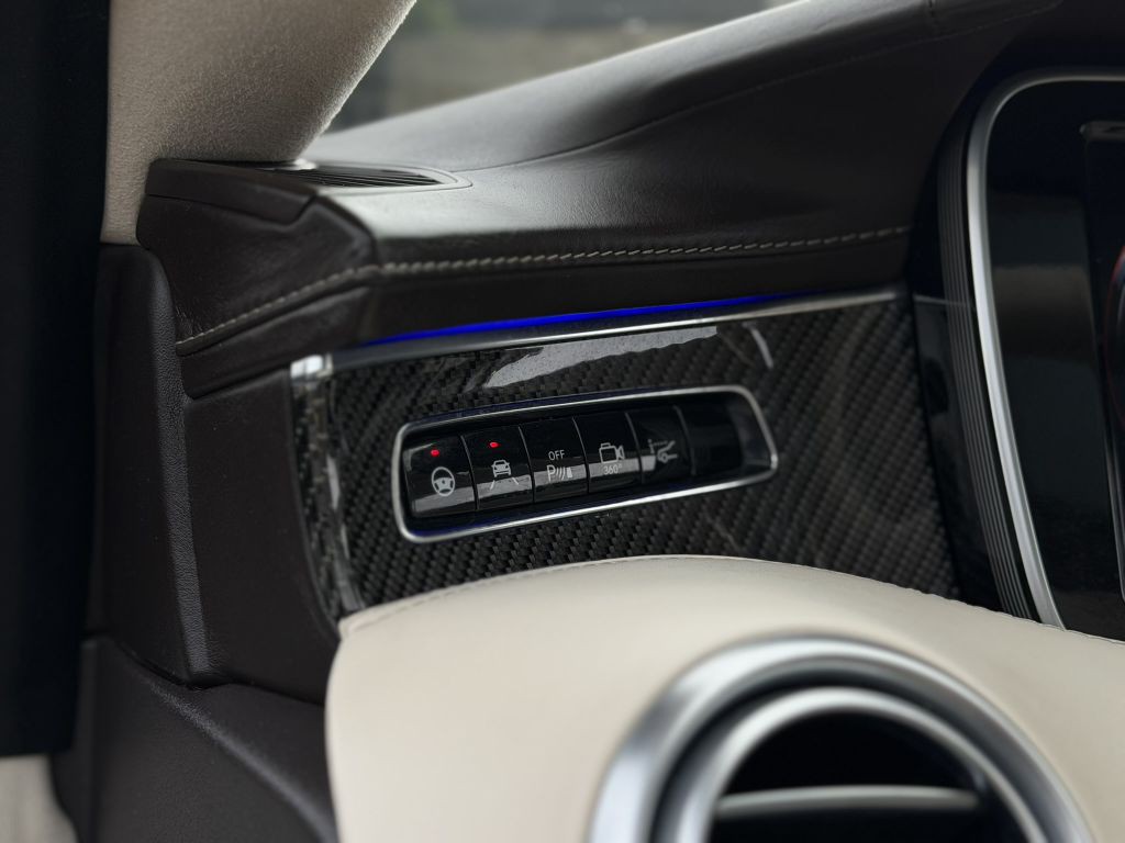 2015 Mercedes-Benz S-Class Image 24