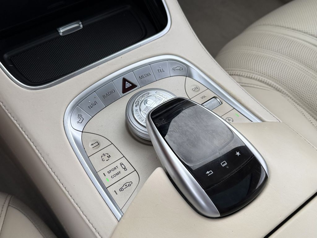 2015 Mercedes-Benz S-Class Image 30