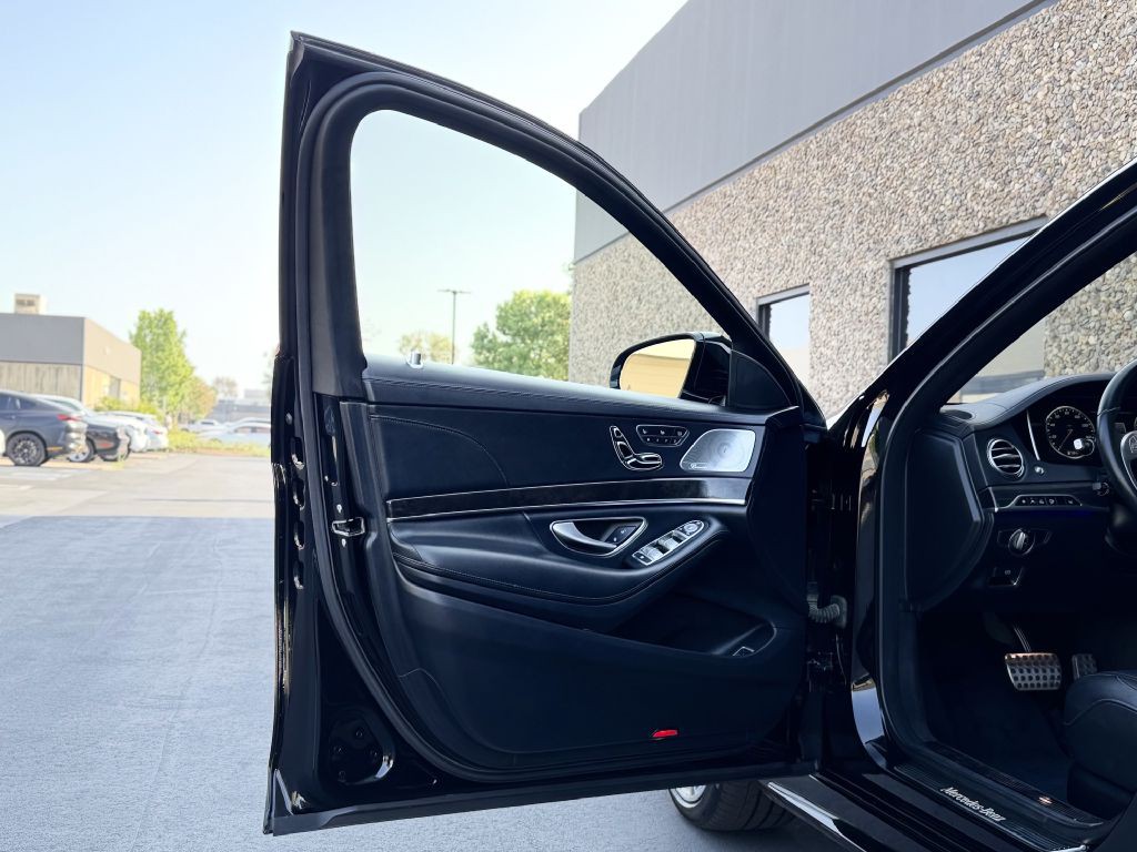 2016 Mercedes-Benz S-Class Image 12