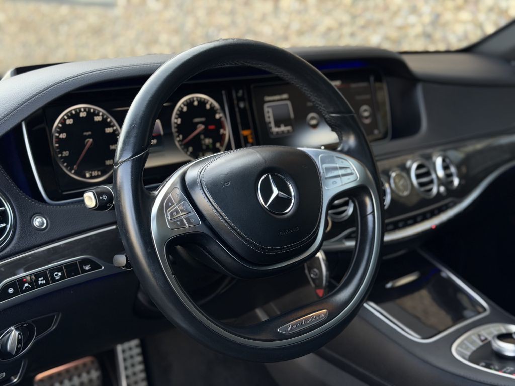 2016 Mercedes-Benz S-Class Image 17