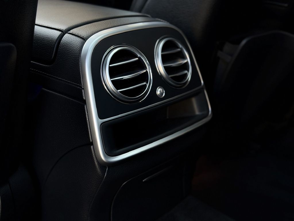 2016 Mercedes-Benz S-Class Image 28