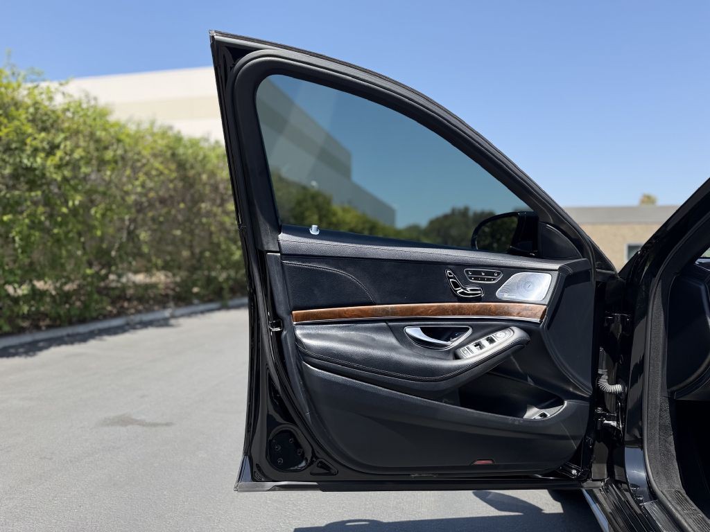 2015 Mercedes-Benz S-Class Image 11