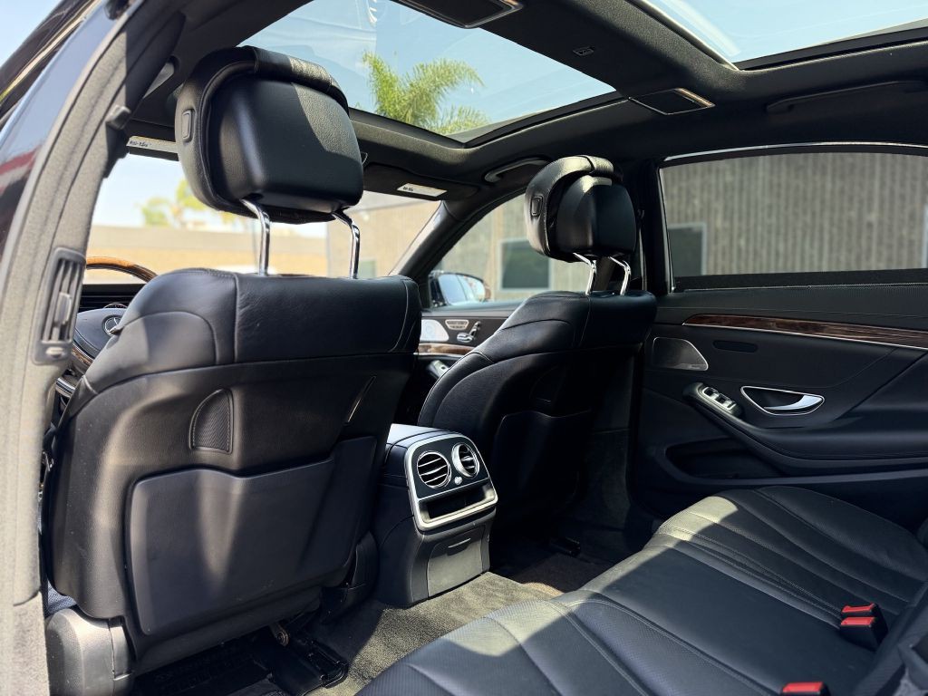 2015 Mercedes-Benz S-Class Image 14