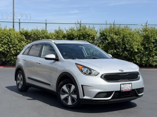 Image for 2017 Kia Niro FE ID: 7439702