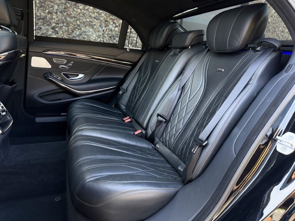2015 Mercedes-Benz S-Class Image 25
