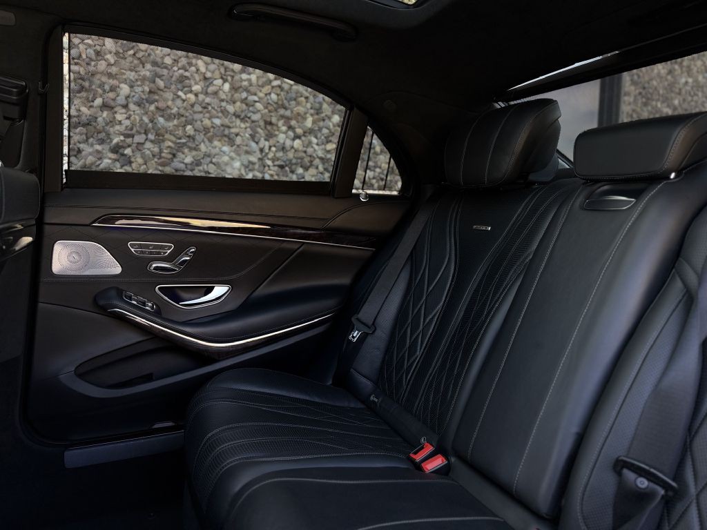 2015 Mercedes-Benz S-Class Image 30