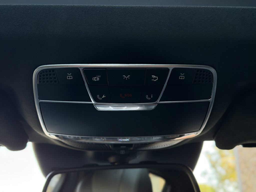 2015 Mercedes-Benz S-Class Image 39