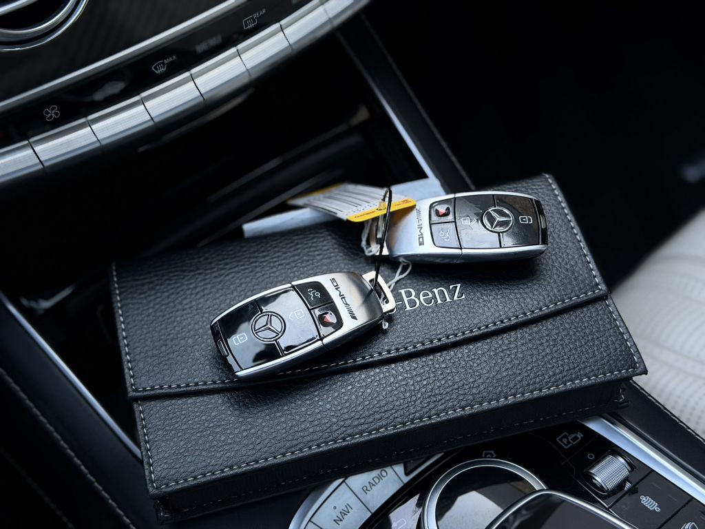 2018 Mercedes-Benz S-Class Image 26