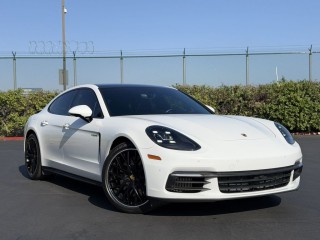 Image for 2018 Porsche Panamera 4 E-HYBRID ID: 7460239