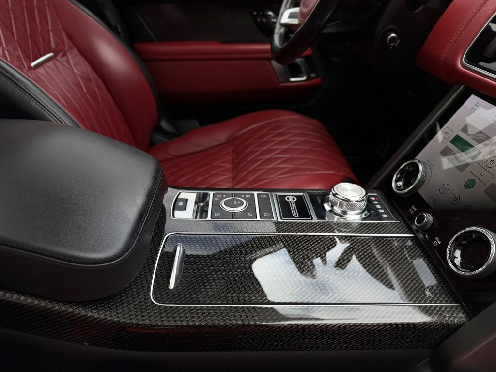 2018 Land Rover Range Rover Image 35