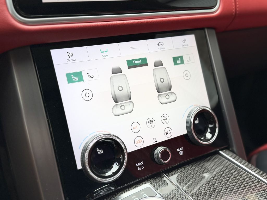 2018 Land Rover Range Rover Image 37