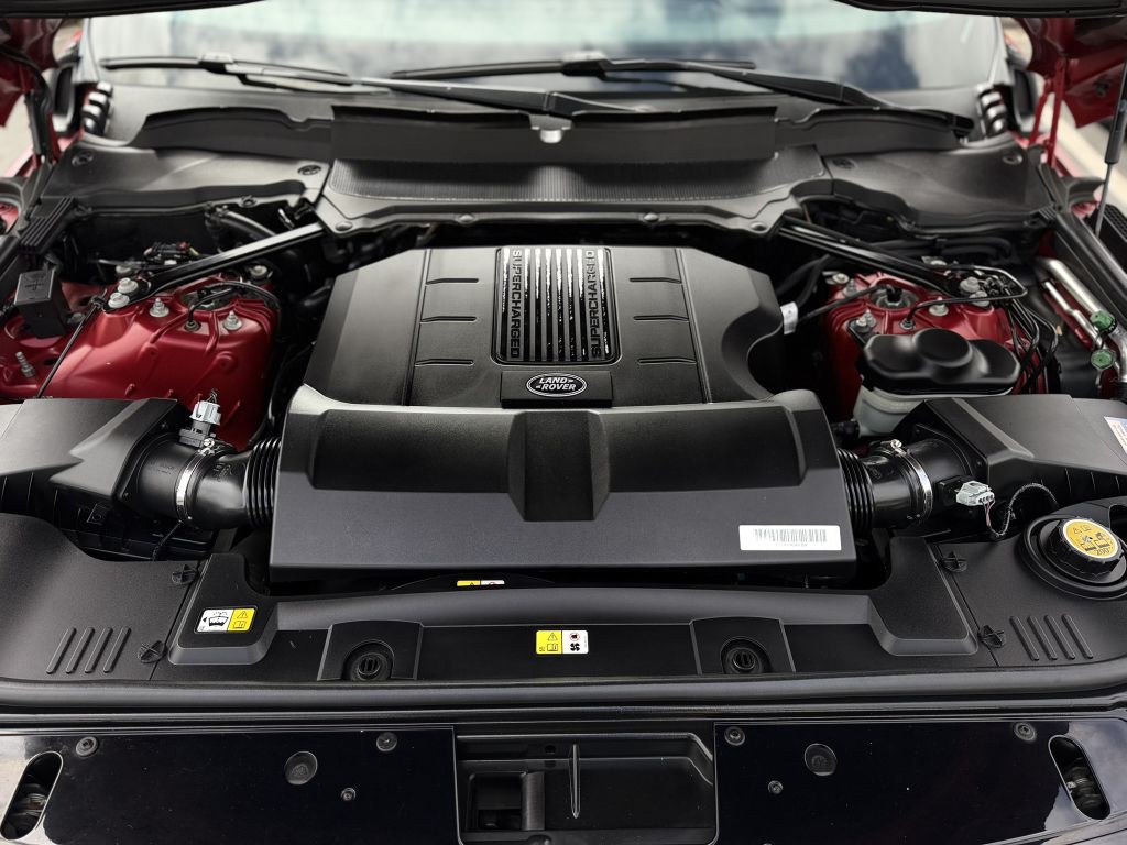 2018 Land Rover Range Rover Image 40