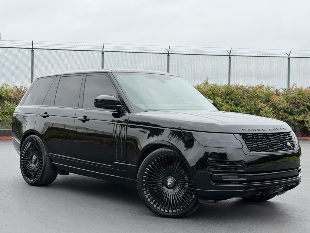 2021 Land Rover Range Rover Image 1