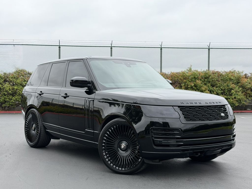 2021 Land Rover Range Rover Image 2
