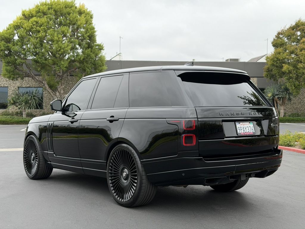 2021 Land Rover Range Rover Image 9