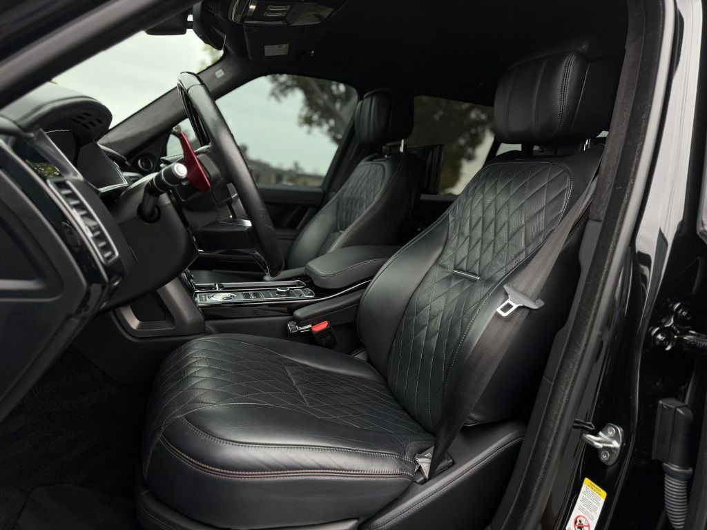 2021 Land Rover Range Rover Image 15