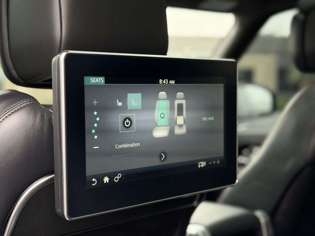 2021 Land Rover Range Rover Image 19