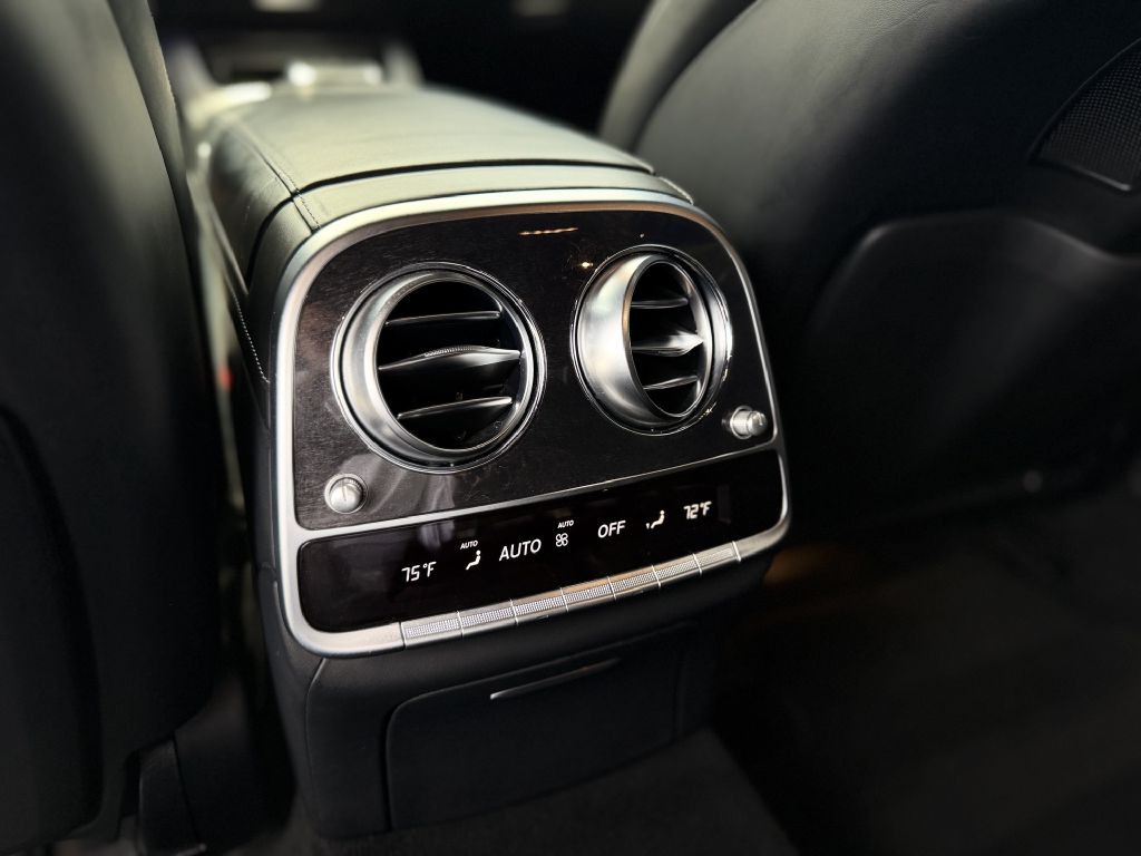 2018 Mercedes-Benz S-Class Image 23