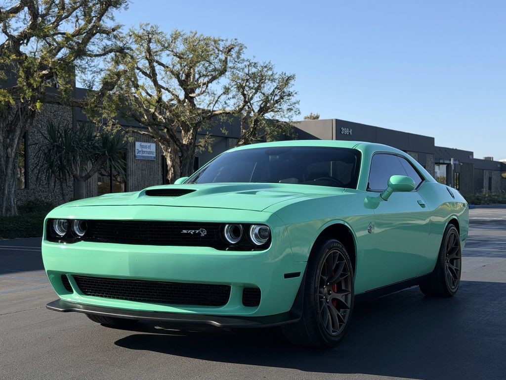 2016 Dodge Challenger Image 1