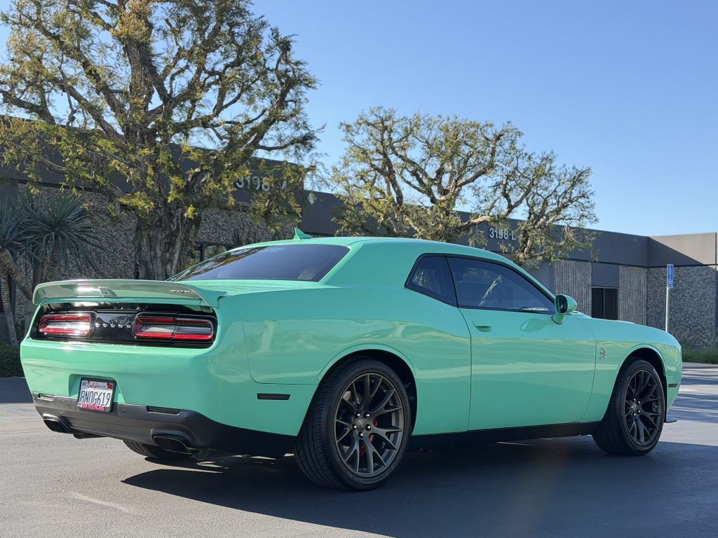 2016 Dodge Challenger Image 11