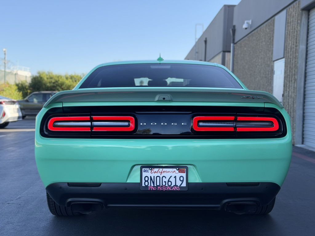 2016 Dodge Challenger Image 17