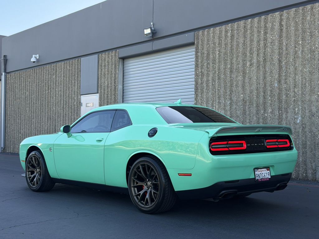 2016 Dodge Challenger Image 18