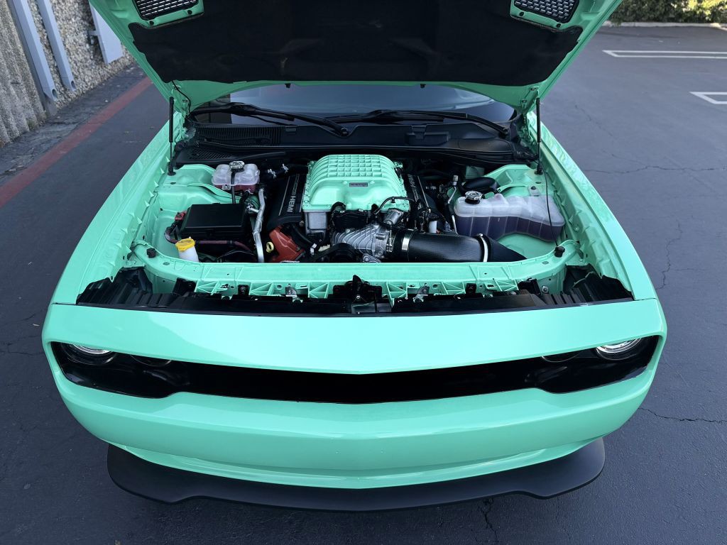 2016 Dodge Challenger Image 25