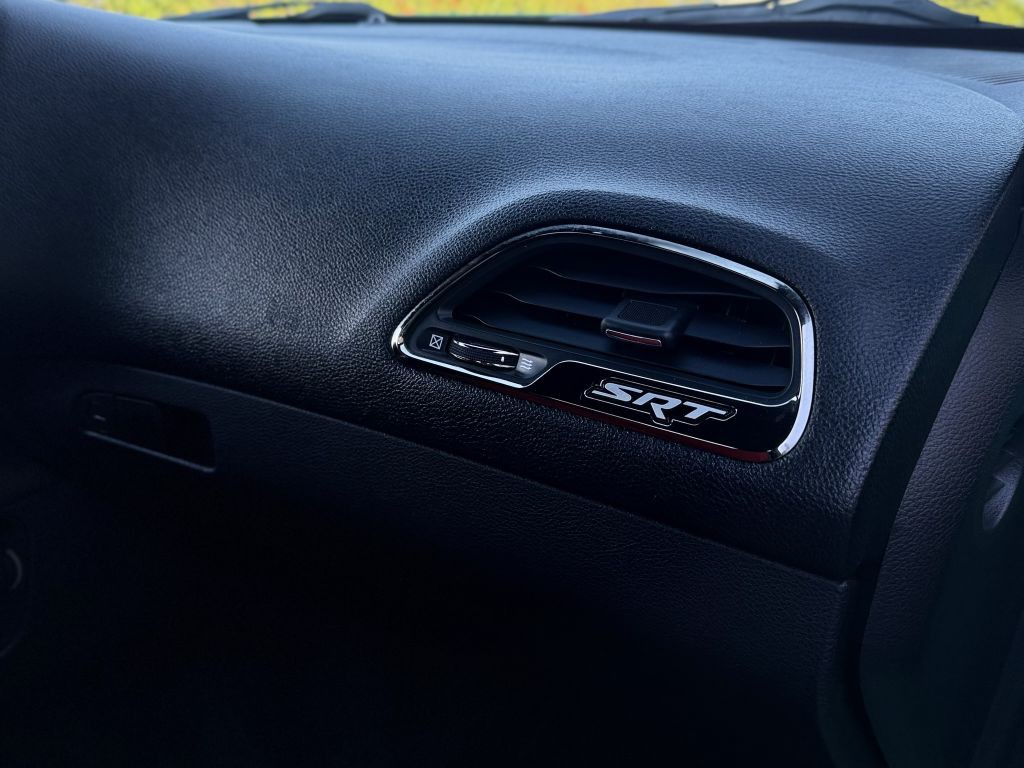 2016 Dodge Challenger Image 33