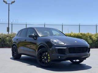 Image for 2017 Porsche Cayenne Se Hybrid Platinum ID: 7528439