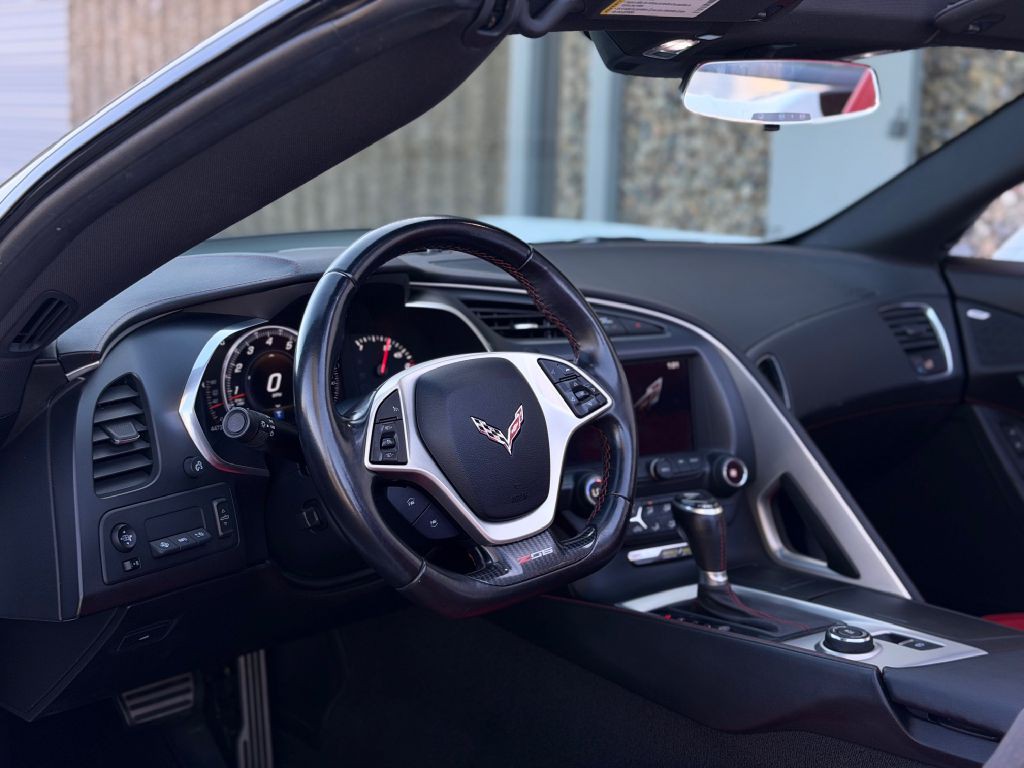 2016 Chevrolet Corvette Image 25